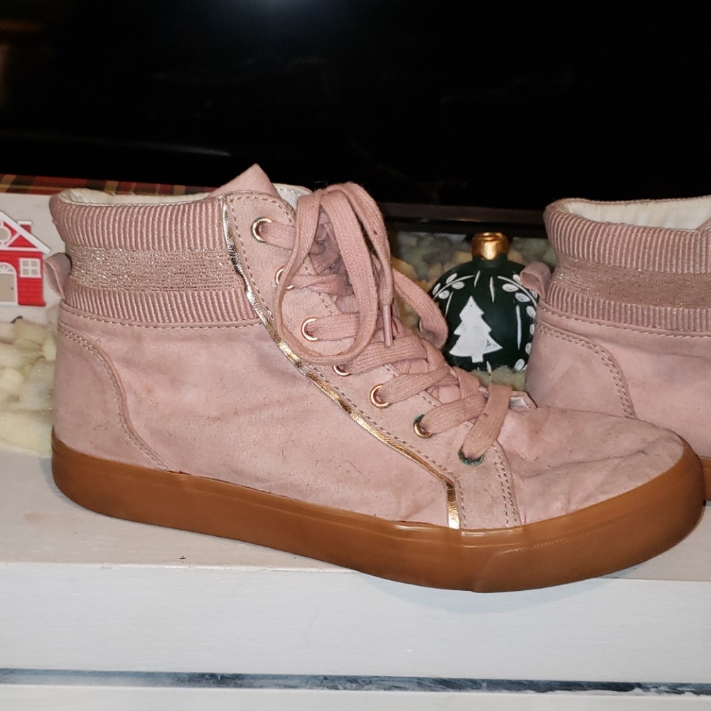 Pink High Top Sneakers With Gold Trimming
